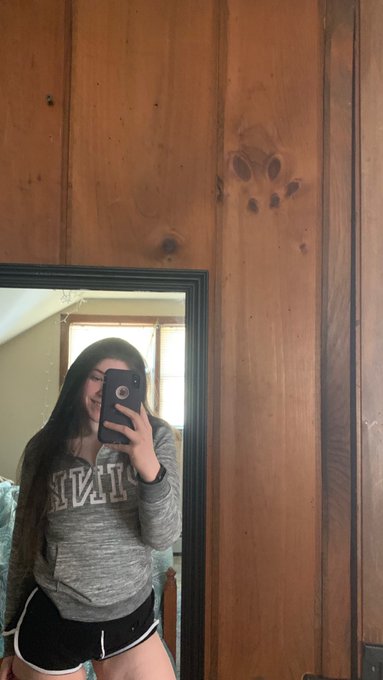 🥰🥰 https://t.co/gN7z9dwGWh