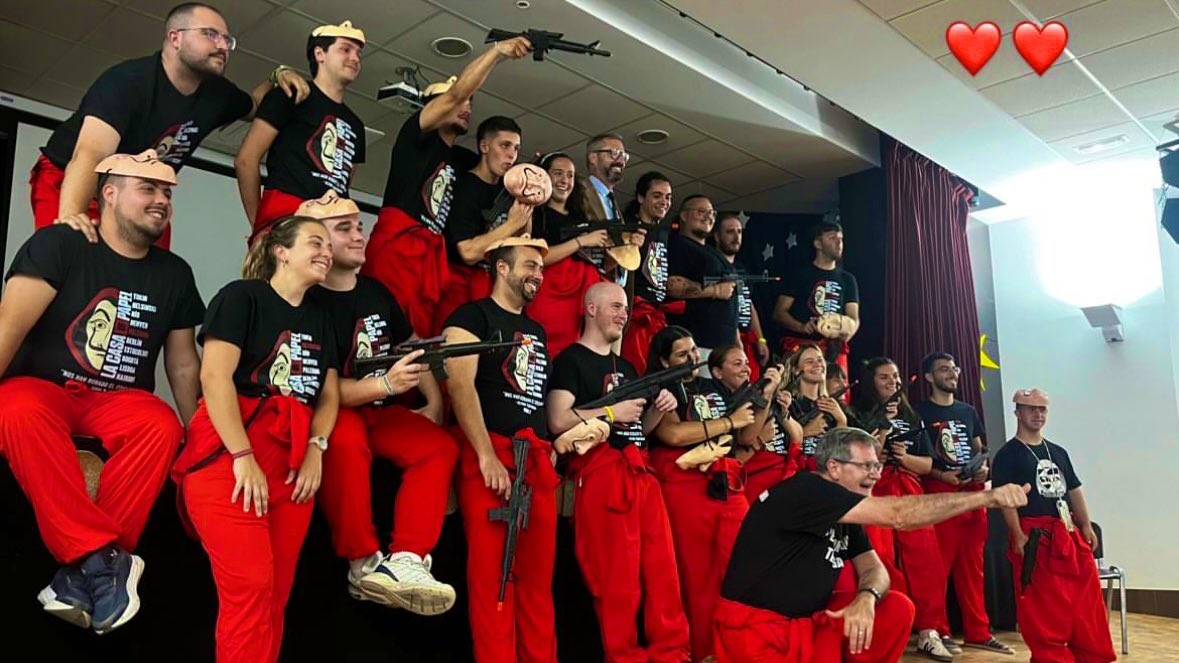 luunnaacc_'s tweet photo. la familia que se elige, siempre en mi corazón 2016-2024 ❤️‍🩹 https://t.co/zwei4bVn93