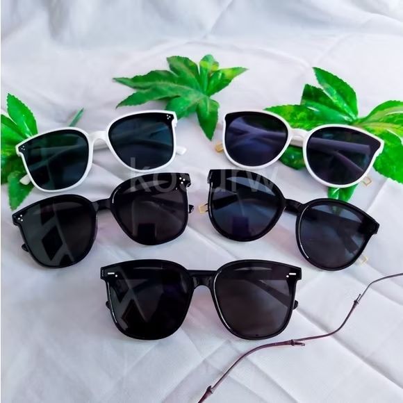 Cek Kacamata Hitam Design Retro Mata Kucing Kacamata Hitam Wanita Sunglasses dengan harga Rp3.860. Dapatkan di Shopee sekarang! s.shopee.co.id/9pKAmC1tzg?sha…