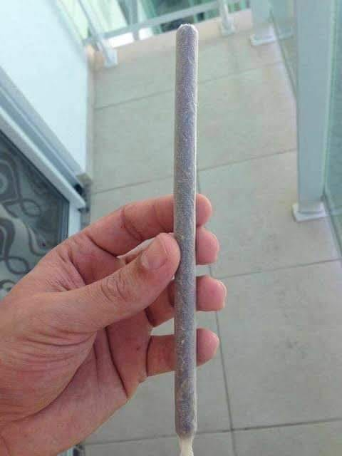 SPACECANNABIS's tweet photo. Aquele fininho de respeito https://t.co/9SiWoZAjFW