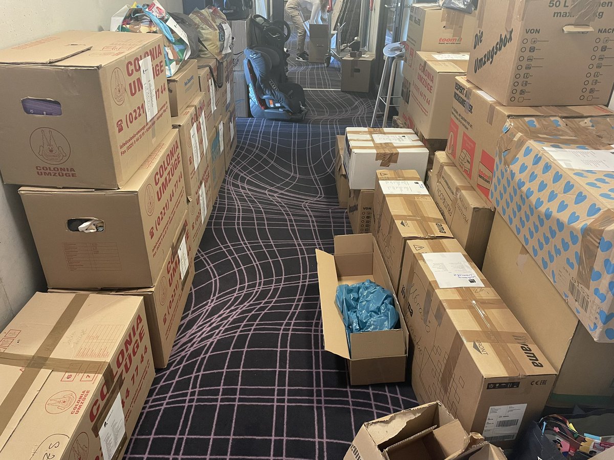 Rea79's tweet image. I was just reminded of this… thanks to everyone again who supported me in making that happen 💙💛
@RandomActsOrg #Lightnet #PurCon2022