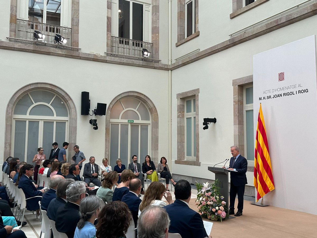 L'expresident del Parlament, Joan Rigol i Roig, va ser un polític compromès amb les institucions catalanes. Avui l'hem homenatjat al <a href="/parlamentcat/">Parlament de Catalunya</a> i hem recordat el seu llegat.