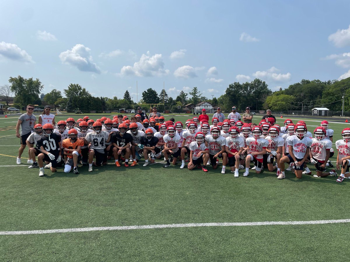 Wheaton-Warrenville South Football tweet media