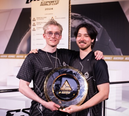 GaiminGladiator's tweet photo. same vibes 

#EsportsWorldCup https://t.co/NraG676AoG