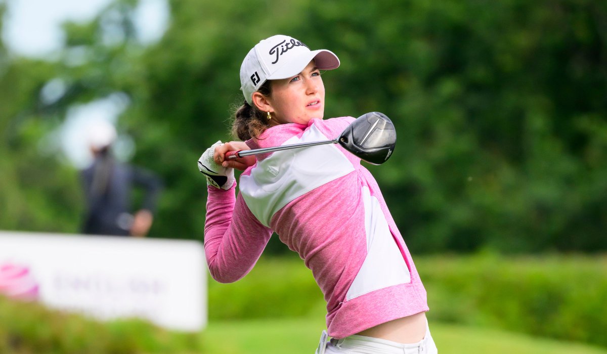 EnglandGolf's tweet photo. 😮 Just ONE shot covers the top-6, as @GracieRitaGolf holds the solo lead!

It's tight at the top after day one of the English Girls Open Stroke Play Championship at @Royal_Norwich! ⚔️

Read the report at https://t.co/g234DINgBh

#RespectInGolf #TogetherInGolf https://t.co/DPd2XDSRQM