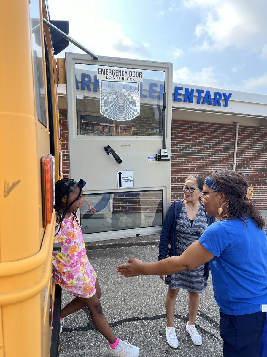Mustangmedia's tweet photo. Students practicing bus safety at Sherwood Park!  “A winner every time”. #summerlearning24 #getinthegame https://t.co/Xva0yGsc2G