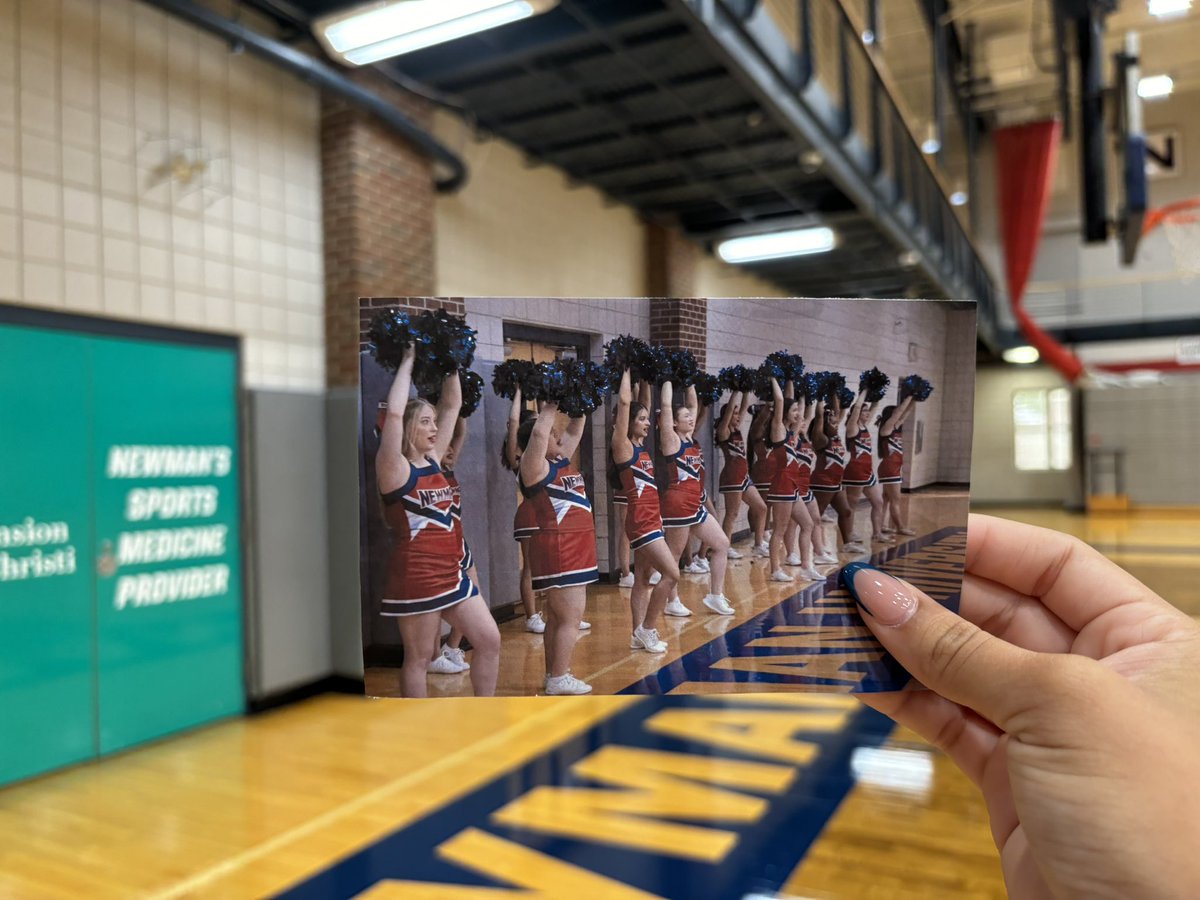 NewmanJets's tweet photo. 🔙🔜

Less than a month away until the first day of classes &amp; sports are back on campus!

#JetPower✈️ https://t.co/6wLT0dwyee