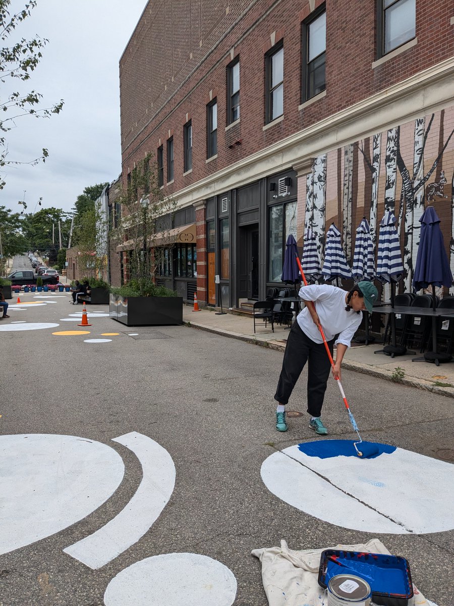 RosMainStreet's tweet photo. We are so excited to have Kit Collins back in Roslindale helping us to make Birch Street Plaza a fun and welcoming place for all! With trees in the planters and this mural underway, Birch Street Plaza is coming together!

#ROSLove #Roslindale #massachusetts #boston #mylocalMA https://t.co/Iw9WozCdB7