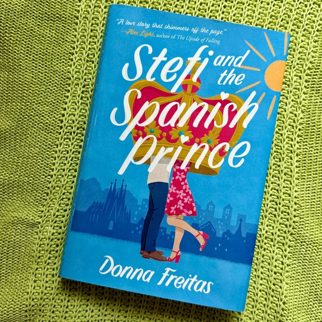Happy book birthday to Stefi and the Spanish Prince by Donna Freitas! 🥳🎉💓 

Fans of Red, White, and Royal Blue and Loveboat, Taipei will swoon for this steamy, outrageously fun royal romance set against the backdrop of beautiful Barcelona. 

Buy now: ow.ly/mtyb50SIy0w