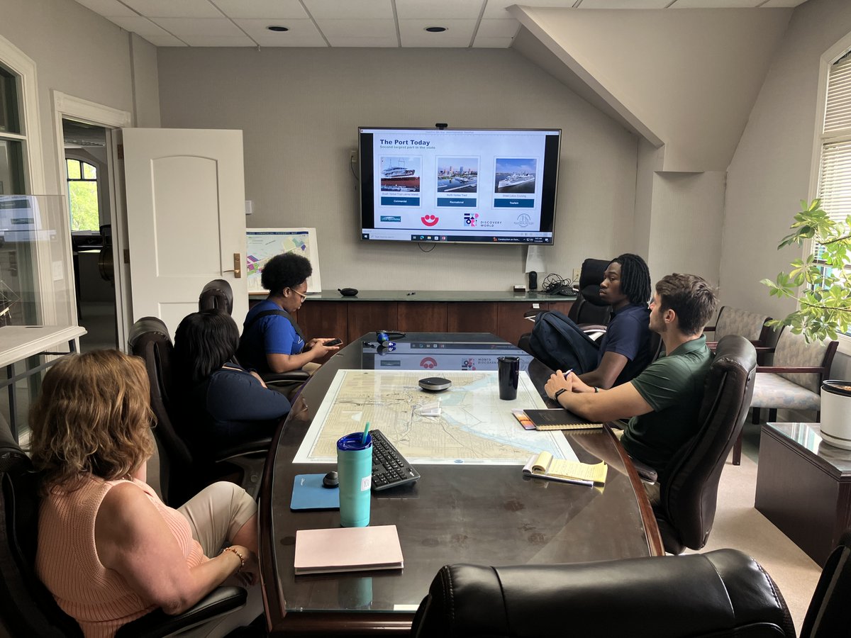 MilwaukeeDCD's tweet photo. DCD thanks @PortMilwaukee for taking two of our department's summer youth interns, Zion and Rasauna, on a tour today. They learned about the Port's mission and its rich history. They also got to see the @PearlSeas  cruise ship, Pearl Mist. 

Thank you, Port Milwaukee! https://t.co/Hx2CqpI0Bs