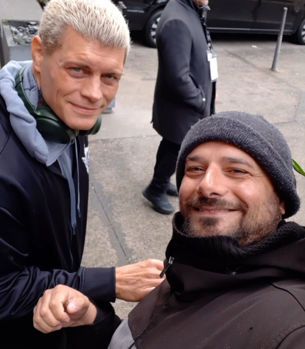 patrickppv's tweet photo. After seeing the Olympus by the plane...we finally   arrive to the vacation with my wife and my child...and of course @CodyRhodes "Adrenaline in my soul..."good luck to retain at #SummerSlam and thanks again @TripleH 🤘for this great year so far... see you in Paris next year😉 https://t.co/pN8Mynt6Zx
