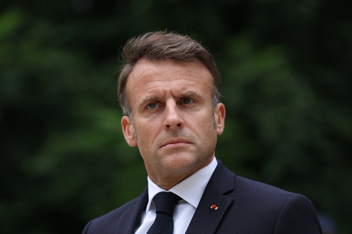 BFMTV's tweet photo. 🔴 EN DIRECT
Macron estime que le Nouveau Front populaire n'a pas de "majorité quelle qu'elle soit"
https://t.co/Owk4JX42pP https://t.co/ZRV1mlppol
