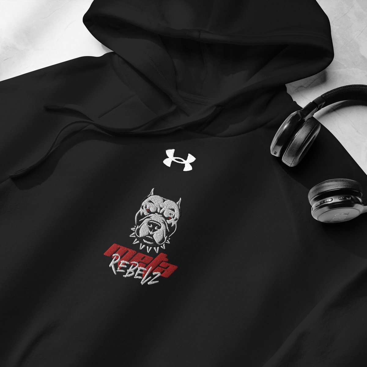 metarebelzeth's tweet image. 🚨 NEW ITEM IN THE STORE 🚨

We are very excited to share this with you, dawgs. We now have a MetaRebelz-designed Under Armour hoodie in the store.

Go check it out, it has more details than the mockup shows. 🔥 
Let us know what you think in the comments 👇