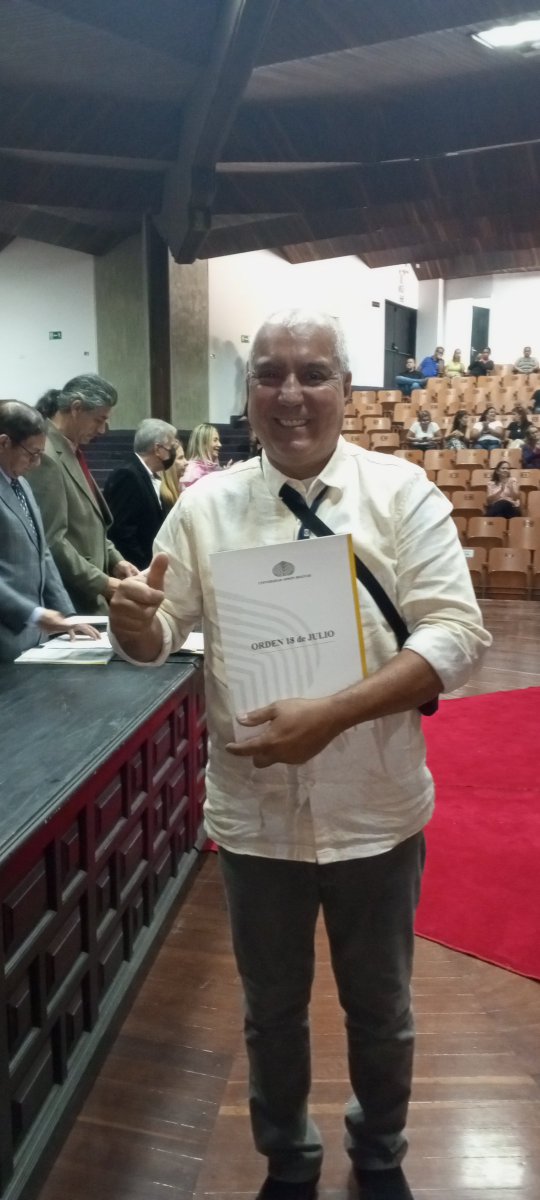 campusb's tweet photo. 249 trabajadores de la #USB fueron reconocidos con la "Orden 18 de Julio", en sus diferentes clases, por sus años de servicio ininterrumpidos en la institución
#CampusUSB https://t.co/1QLgqTYtiv