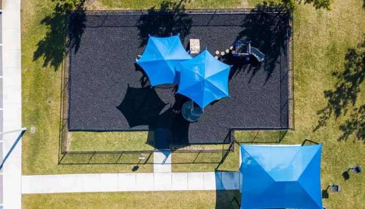 ProPlaygrounds's tweet image. This recently installed commercial playground equipment offers children a range of engaging activities and encourages active play. Accompanied by rubber mulch for added safety and ample shade, the playground ensures a comfortable environment, ideal for extended play!