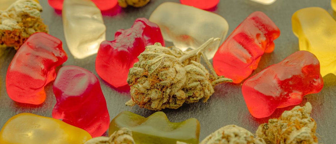 jjauthor's tweet photo. The Benefits Of THC Gummies: All You Need To Know: THC gummies have gained immense popularity in recent years, becoming a favorite among cannabis enthusiasts and medical users alike. These chewy, flavorful treats offer a… https://t.co/FU8eLLmoJZ #FeaturedPartner #NewsletterNONE https://t.co/oyV2WpQxVy