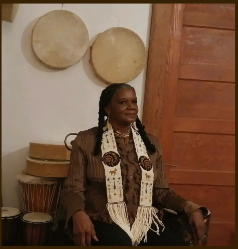 Goofy azz Pan-Africans will tells us Kamala is a Black American then turn around and call Chief Warhorse, Queen a "Pretindian". 😑