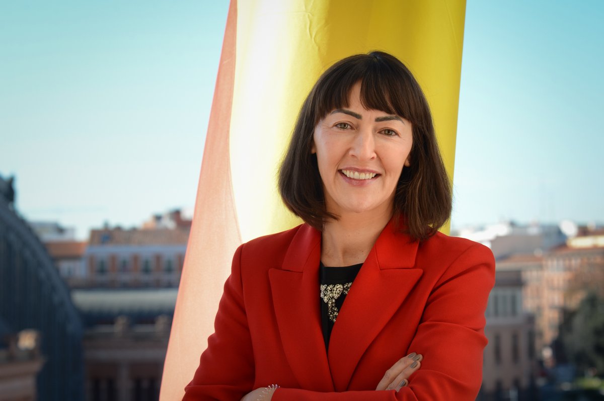 gobmapa's tweet photo. El Gobierno nombra a Ana Rodríguez Castaño secretaria general de Recursos Agrarios y Seguridad Alimentaria del @mapagob.

Elena Busutil la sustituirá como directora general de Producciones y Mercados Agrarios.

Hoy, en el #CMin 

https://t.co/qsceJAudH4 https://t.co/ElitRcpLDt