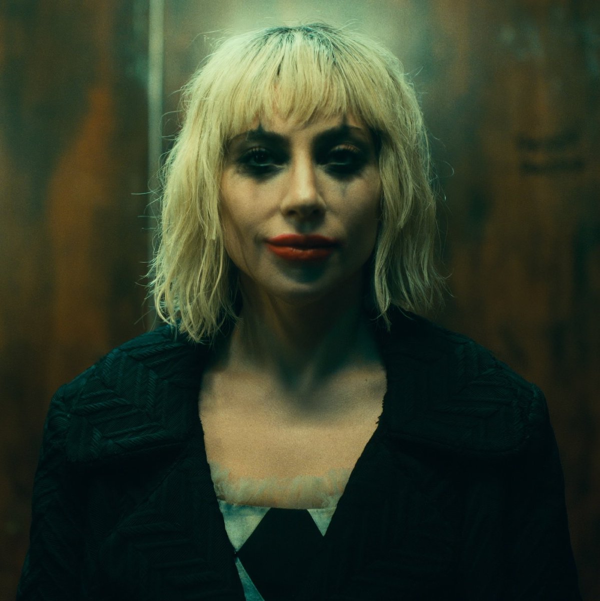 "Quedamos asombrados y con la boca abierta al final de la proyección. Es un filme más oscuro. Creo que es una de las películas más atrevidas, valientes y creativas del cine americano reciente"

— Alberto Barrera, director artístico del Festival de Venecia, sobre #JokerFolieADeux.