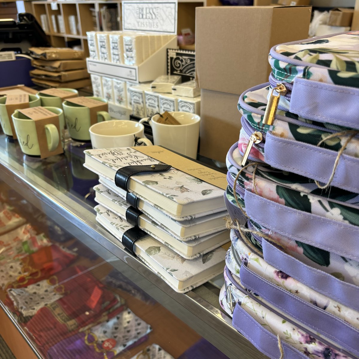John316BkStore's tweet photo. New merchandise has just arrived. Be the first to shop our new products.
#john316bookstore #churchbookstore #biblebookstore #booksoffaith #christianbookstore #bookstore #bookstores #books #bible #dmv #maryland #virginia https://t.co/JM5aMtjUIu