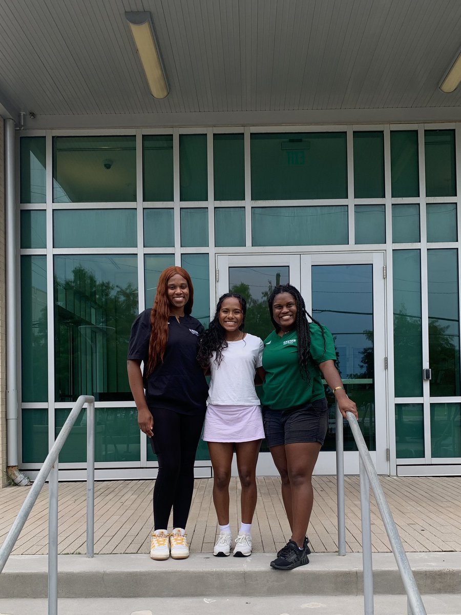 Finally got to sit down with my future coaches and they were everything I have dreamed of and more! Can’t wait to hit the field with them 💛💚 <a href="/XavierLouisiana/">Xavier University of Louisiana Softball</a> <a href="/CoachKAnderson/">Coach Kailey Anderson</a>