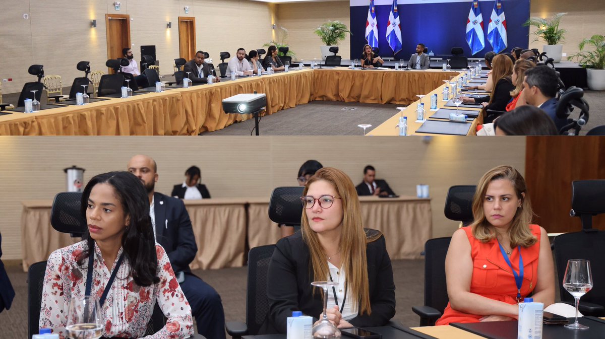 MIREXRD's tweet image. La directora de Ciencia, Tecnología y Medio Ambiente del Viceministerio para Política Exterior Multilateral, Claudia Taboada, impartió el taller titulado &quot;Intercambio y prioridades en temas de Ciencia, Tecnología y Medio ambiente”, dirigido a funcionarios del MIREX. ♻️📱