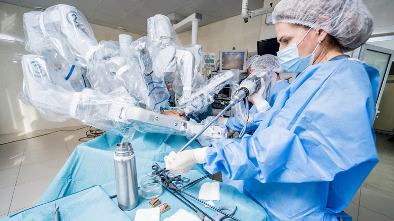 MedscapePT's tweet photo. Para o Dr. Carlos Alcivia Smith, a cirurgia robótica deve elevar a vida útil do cirurgião em até 12 anos
https://t.co/6OWE63PfUE https://t.co/ScjFAkZwvY