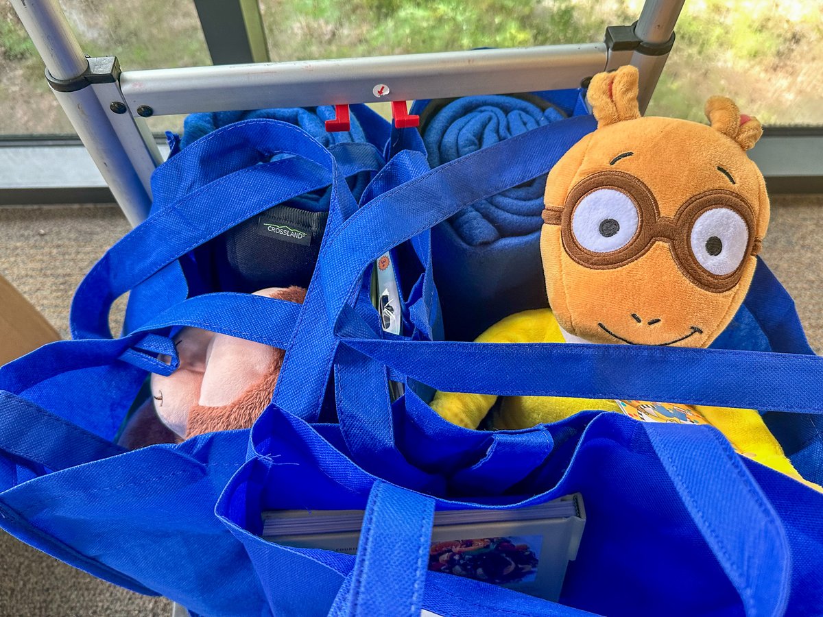 wedupbs's tweet image. Last week, our Education team partnered with Brooker Creek Preserve and the Pinellas UF/IFAS Extension to provide teaching tools for environmental education. Over 25 educators explored ways to incorporate @PBSKIDS and #PBSLearningMedia resources for #STEM topics. 🌱🌿✨