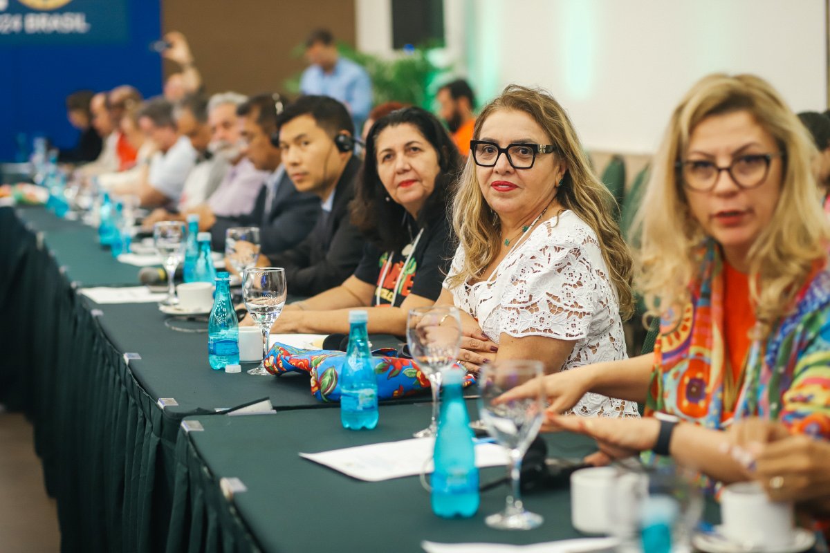 SindiuteFor's tweet photo. Trabalhadores do mundo, Uni-vos.

#Sindiute #Labour2024 #L20 #G20 https://t.co/RSVnxY1GMs