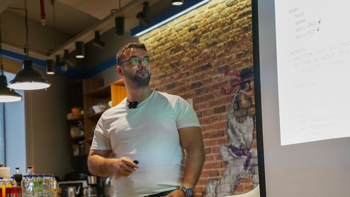 teknasyon's tweet photo. Teknasyon Tech Meetup etkinliğinde Trendyol Tech Lead Emre Savcı, “Microservice Dünyasında CI/CD ve Observability” konulu sunumunu gerçekleştirdi. Tüm katılımcılara teşekkür ederiz. Bir sonraki etkinlikte görüşmek üzere! 🙌🏻 #TeknasyonTech #Meetup @mstrYoda_ https://t.co/LGoCuvyD6y