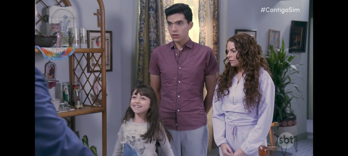 NovelasParaTS's tweet photo. A Estrelinha falando que a Ângela é a mãe postiça dela e o Ed o pai postiço #ContigoSim067 https://t.co/bJniavYj1N