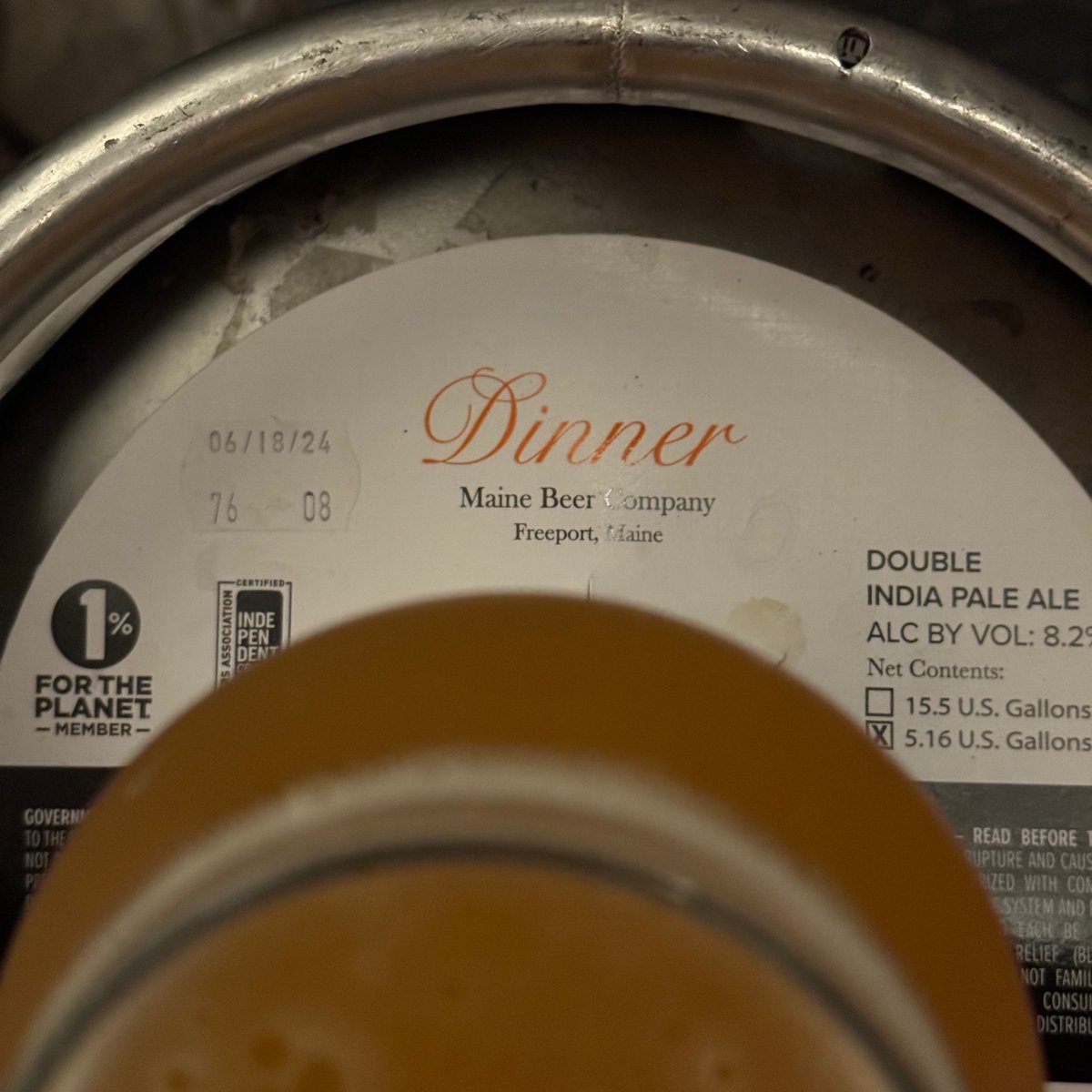 RARE BEER ON TAP ALERT: Dinner by Maine Beer Company 🍺🍺🍺
This very special double IPA is made with 7 lbs of hops per barrel. Drink this beer fresh! Aromas of mango, passionfruit, &amp; pineapple. Come n get it while it's still avail!
WE OPEN AT 3PM
#beerculture #mainebeercompany