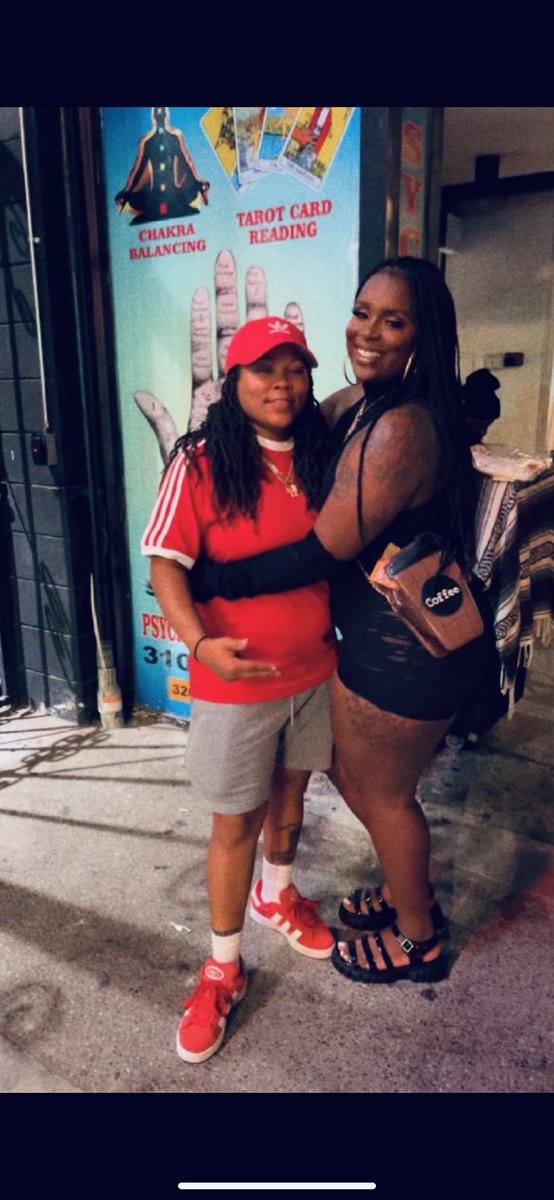 EmooreDino's tweet photo. My FAVORITE battle rapper. My Sis . CoffeeOVERAnybody . #DinoVsEverybody #CLOGang https://t.co/YAjXHbZpRJ