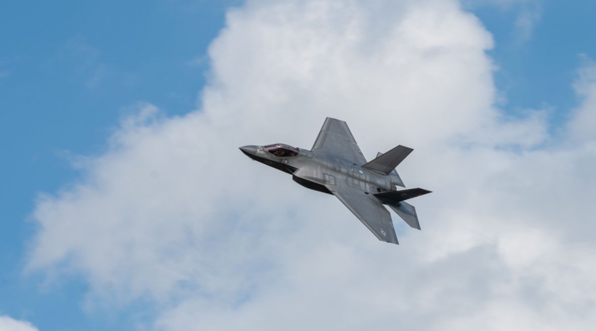 Air Force Test Center (@aftestcenter) on Twitter photo Join us at AirVenture 2024 to learn about AFMC's cutting-edge research and development! 
Full story: bit.ly/3xYXeW1
✈️🌟 #AFMC #AirVenture2024 #unitedstatesairforce #airforcetestcenter 🇺🇸 Join us at AirVenture 2024 to learn about AFMC's cutting-edge research and development! 
Full story: bit.ly/3xYXeW1
✈️🌟 #AFMC #AirVenture2024 #unitedstatesairforce #airforcetestcenter 🇺🇸