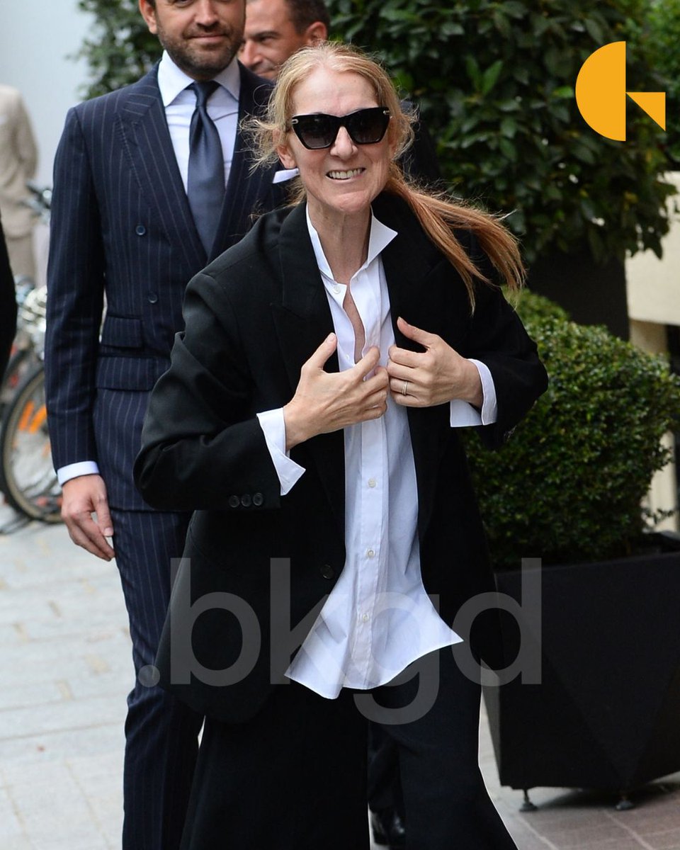 BackgridUS's tweet photo. Celine Dion touched down in Paris to make her return to the stage at the Olympic Games, and it’s rumored to be during the opening ceremony on Friday.

@BackgridUS 

#backgrid #celinedion #OlympicGames #openningceremony https://t.co/dIk2oBw9EJ