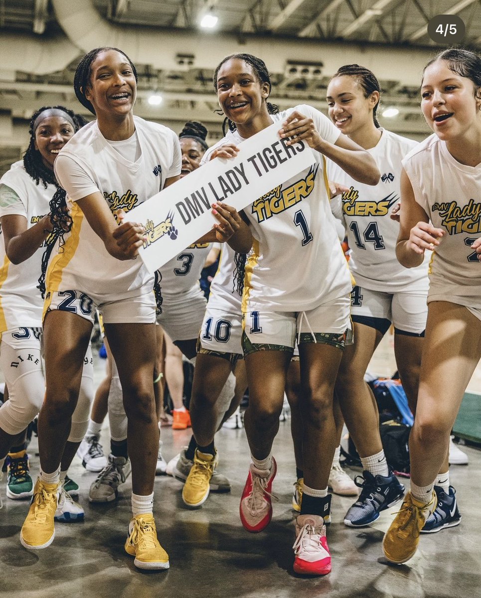 MtZionGirlsBB's tweet photo. Champs doing Champ Stuff 🙏🏾👊🏾🏀 https://t.co/eJwKfyIedU