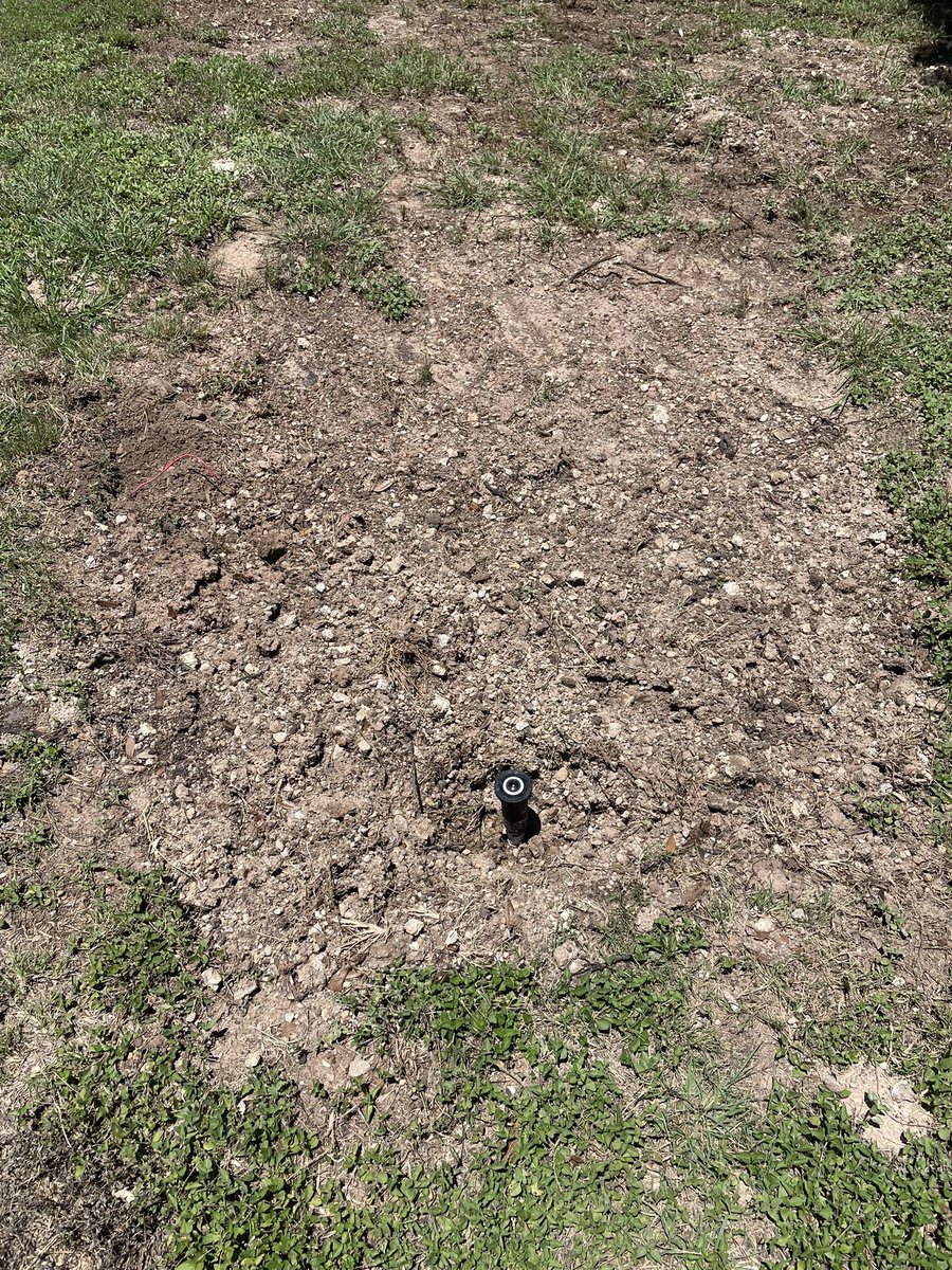 jBakrss's tweet photo. Pulled an Oak Tree stump out of the front yard and replaced several sprinklers this month too. https://t.co/ZS0PfqD2Wj
