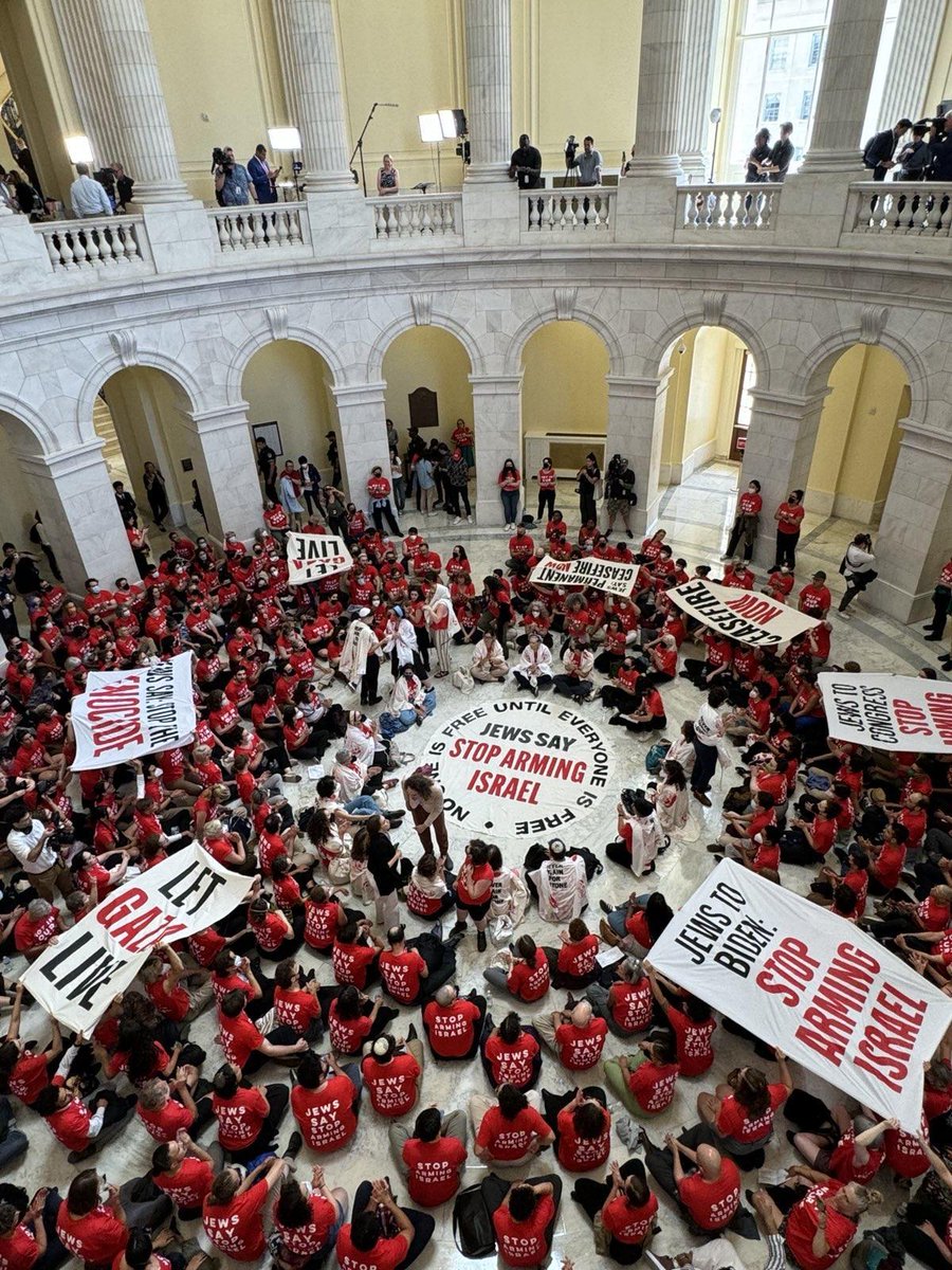 jvplive's tweet image. BREAKING: 400 American Jews mark Netanyahu's arrival by refusing to leave Congress until our government listens to the will of the people and STOPS ARMING ISRAEL!