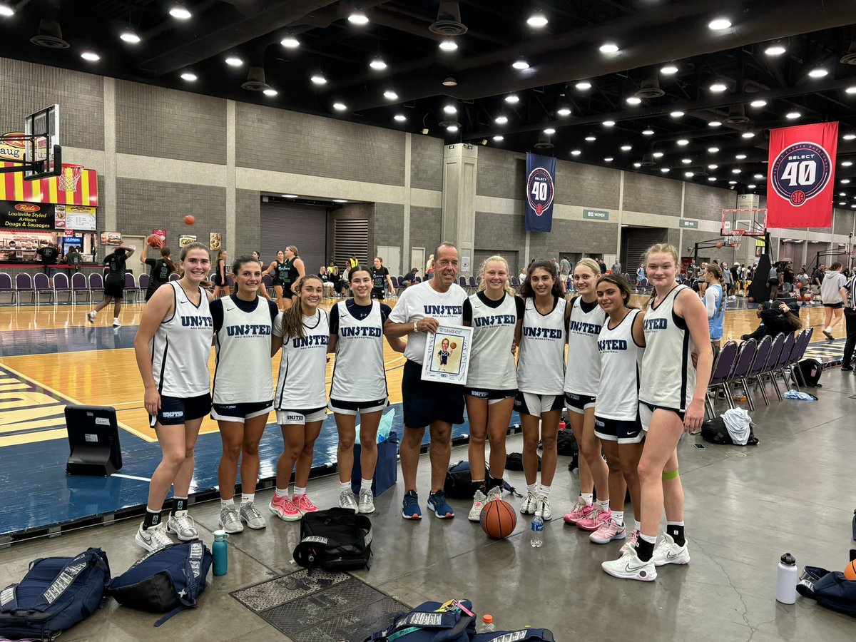 Ella Kreuzer (@ellakreuzer) on Twitter photo Thank you <a href="/CoachJimmy_O/">Jimmy Ostaszewski</a> and <a href="/unitedNJaau/">United NJ AAU</a> for an amazing 3 years!! I am so grateful to have been a part of a team and program with incredible players and so many amazing people! So thankful for this opportunity to play competitive basketball to grow my love for the game! Thank you <a href="/CoachJimmy_O/">Jimmy Ostaszewski</a> and <a href="/unitedNJaau/">United NJ AAU</a> for an amazing 3 years!! I am so grateful to have been a part of a team and program with incredible players and so many amazing people! So thankful for this opportunity to play competitive basketball to grow my love for the game!