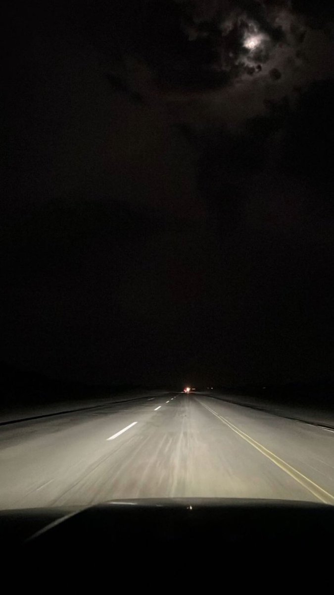 من دُبر والله ما قدّت قميصي من قبالي