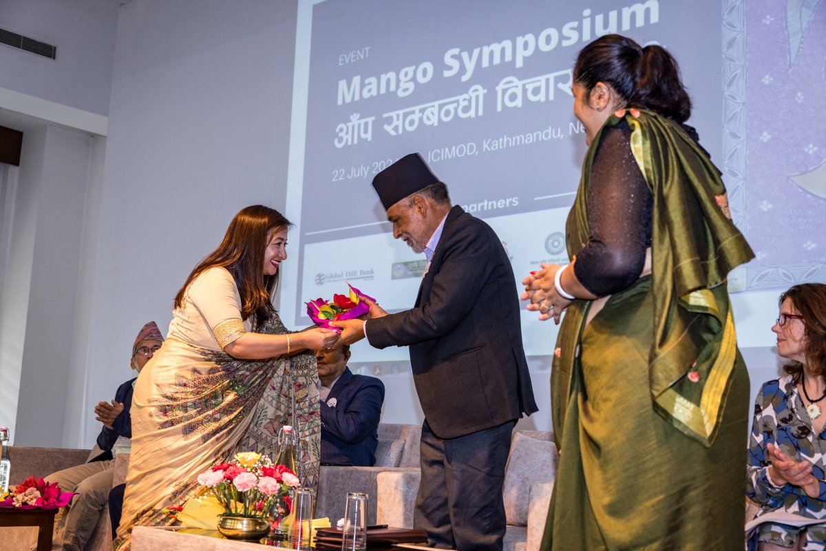 AnuJoshiShresth's tweet photo. Happy to have organized the first-ever mango symposium 2024 in Nepal organized by ICIMOD together with MOALD and R&amp;D Innovative Solutions under HIGRID initiative supported by Australian Government  
https://t.co/J5b58ICxFS https://t.co/qzqBuik20q