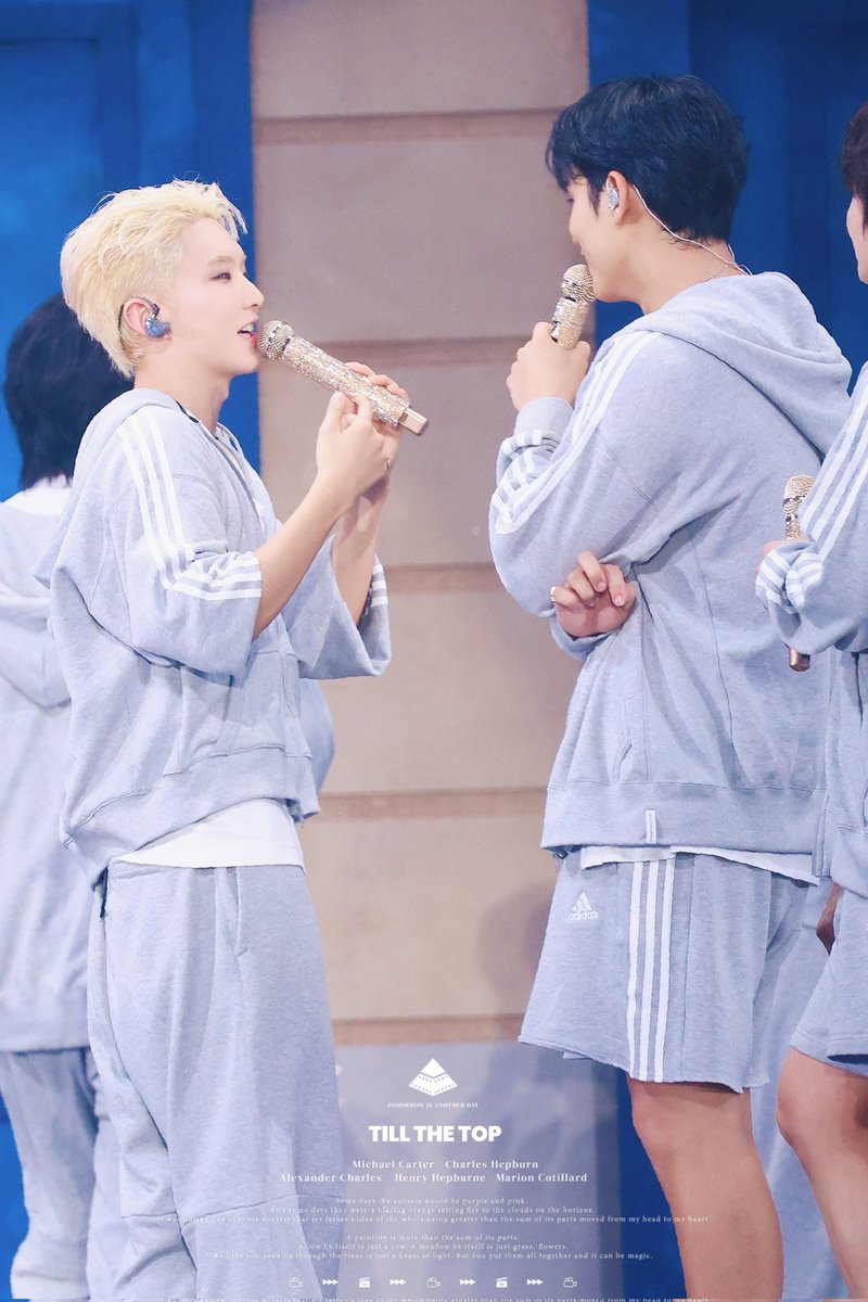 _tillthetop's tweet photo. 240723 캐럿랜드 프리뷰

햅삐햅삐 캐럿랜드 😊💕

#세븐틴 #SEVENTEEN #호시 #순영 #HOSHI #ホシ 
@pledis_17 https://t.co/ixYHXSvxod