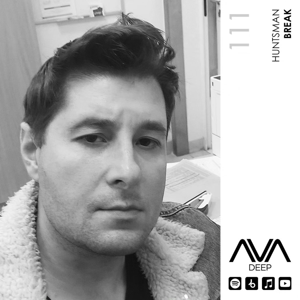 AVARecordings's tweet image. "Break," the latest track by Huntsman, is a deep and driving moody melodic techno masterpiece.

DL/Stream: avadeep.complete.me/break
@HuntsmanMusix

#avarecordings #avadeep #progressivehouse #melodictechno #huntsman
