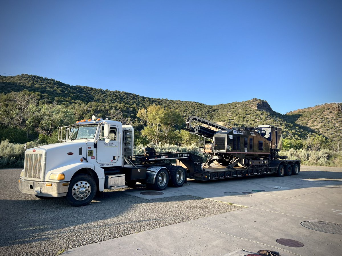 Total Boring Solutions tweet media