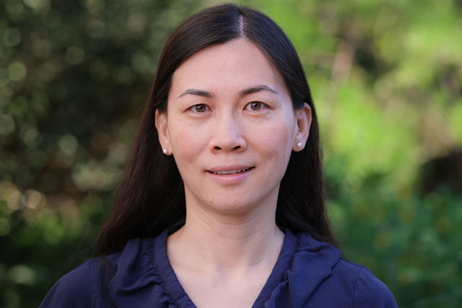 FSUartssciences's tweet photo. Hongyuan Cao, an @FSUartssciences professor at #FSUStatistics, was elected a fellow of the prestigious @AmstatNews! Learn about Caoβs pioneering research, investigating how different drugs, chemicals & lifestyles may turn certain genes "on" or "off" β‘οΈ https://t.co/wpRJSfTyFt https://t.co/W3SHsYbNpL