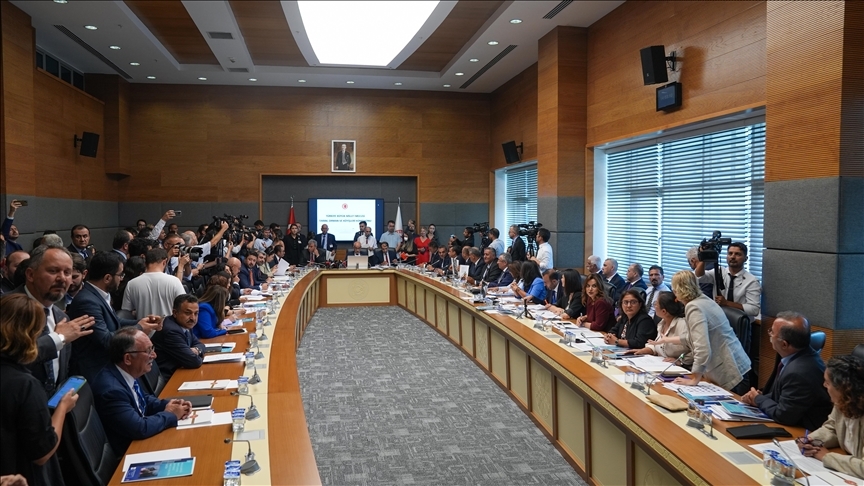 anadoluajansi's tweet photo. Sahipsiz hayvanlara yönelik düzenlemeler içeren kanun teklifi, TBMM Tarım, Orman ve Köyişleri Komisyonunda kabul edildi https://t.co/URU1KE3uof https://t.co/vUXAlAsG5R
