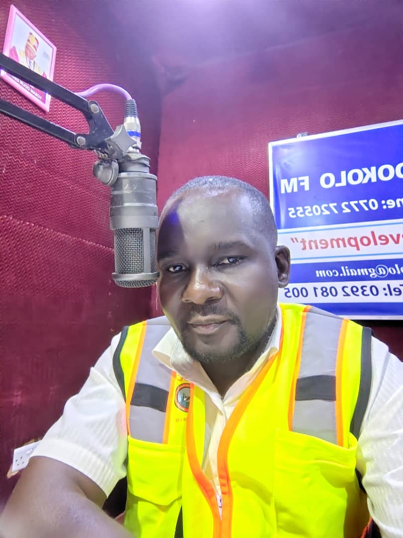 UEDCLTD's tweet photo. #UEDCLUpdate: The UEDCL team led by it's Spox @nankizaaki we're live on #HotFM Amolotar & #DokoloFM ahead of the last leg of UEDCL #TIDRollover targeting the #CNST & #NEST. These two territories will be rolled over on 1 August 2024 starting from Midnight. https://t.co/rj3qn8P45q