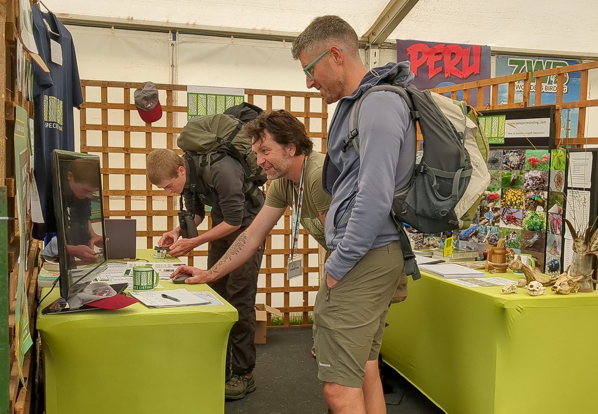graemelyons's tweet image. A great weekend at @GlobalBirdfair running a pan-species listing stall, we clocked up 641 species too! Read all about it here tinyurl.com/2p85exmp