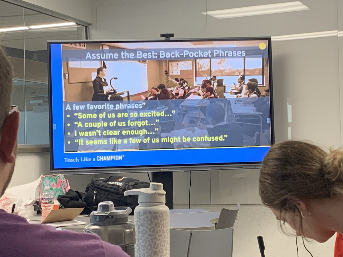 Perez_Cristina2's tweet photo. It’s beginning to look a lot like…the beginning of the school year! Great training! I got validations and some great action steps!……also: Twitter (X) world, I’m back! #backtoschool #backtoposting @drgoffney https://t.co/VvbtV0atOT