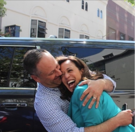 DonnaYoungDC's tweet image. I love this: KA - MALA: Make America Laugh Again!

#Kamala2024 #MALA2024 #2024Elections #MakeAmericaLaughAgain #HarrisForPresident #KamalaForPresident